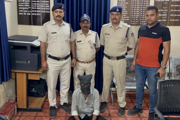 व्यापारी पर गोली चलाने वाला आरोपी को हथियार सहित गिरफ्तार