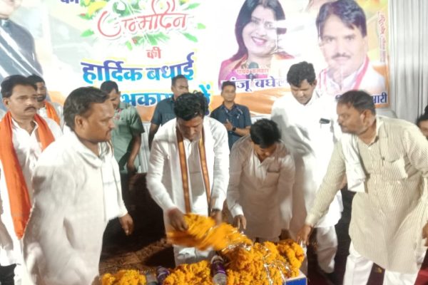 नरेंद्र सिंह तोमर का जन्मदिन मनाया गया धूमधाम से