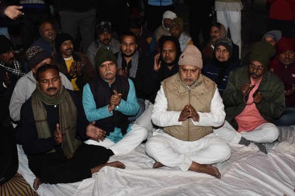ऊर्जा मंत्री ने सार्वजनिक स्थलों पर नशे के सेवन को रोकने तथा स्वच्छता का संदेश देने हेतु किया राम धुन का वाचन