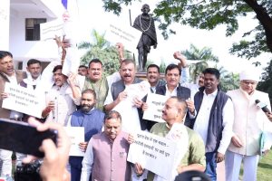 विधानसभा पर कांग्रेस की चेतावनी