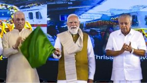 नई ट्रेन को हरी झंडी