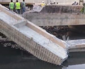 टूटा हुआ 